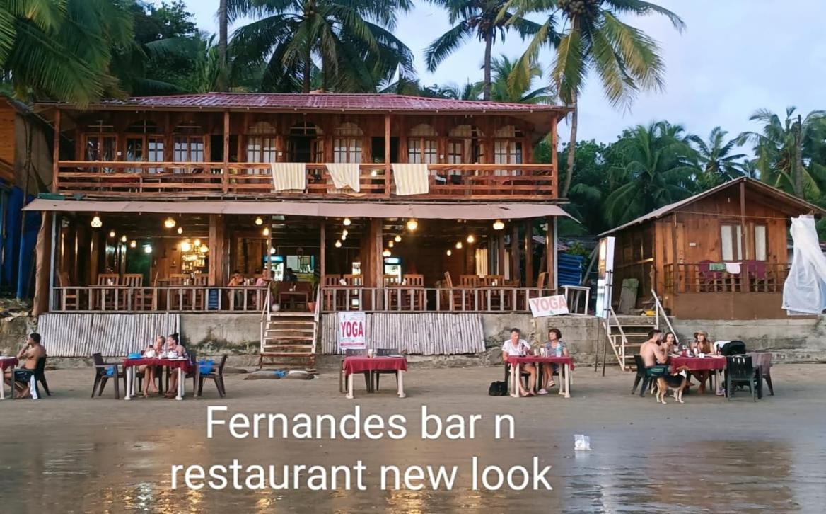 Fernandes Bar And Restaurant Bed & Breakfast Canacona Bagian luar foto